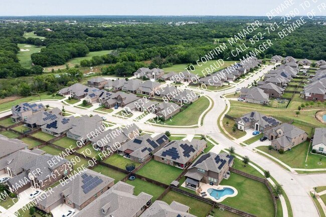 Building Photo - 7811 Links Dr