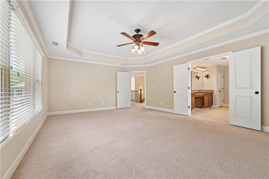 Building Photo - 2180 Hilltop Overlook Way
