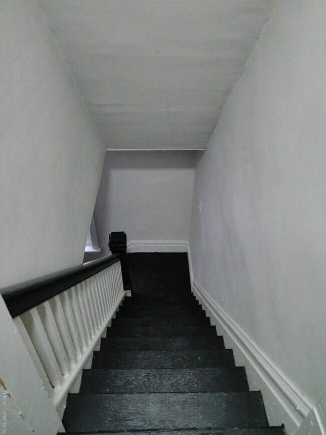 Building Photo - Newly Renovated 4BR Home – 2 Bathrooms – Spacious Layout