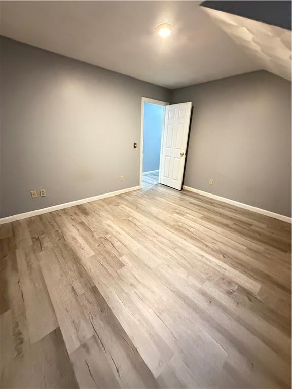 Building Photo - 132 Pavilion Ave