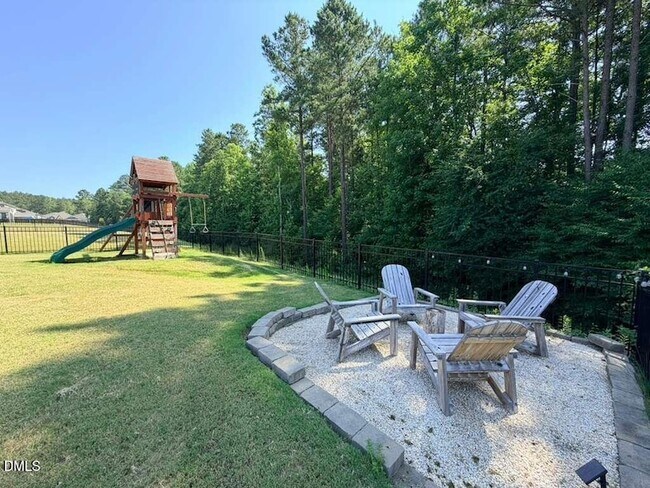 Building Photo - 2525 Elm Grant Dr