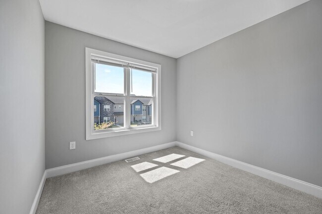 Building Photo - 3 Bedroom Townhome in Campbell County