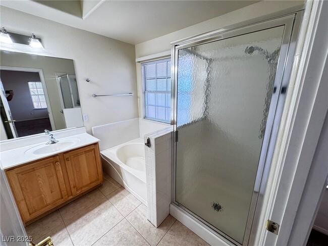 Building Photo - 5117 Elm Grove Dr