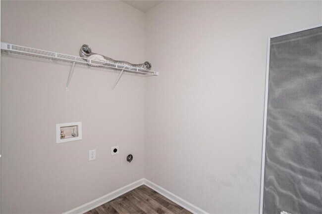 Building Photo - 20 Bingley Ct