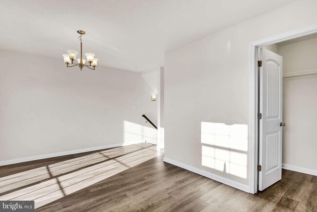 Building Photo - 16 Secretariat Dr