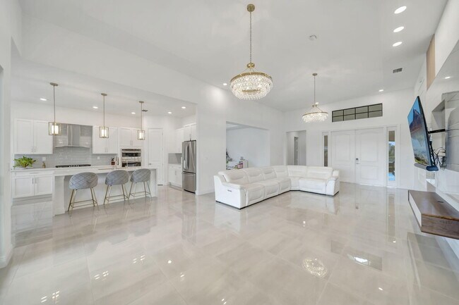 Building Photo - 12055 Lake Trail Ln