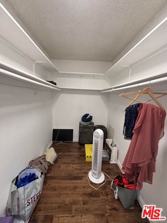 Building Photo - 2803 Arizona Ave