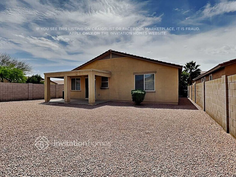 Building Photo - 4962 E Longhorn St