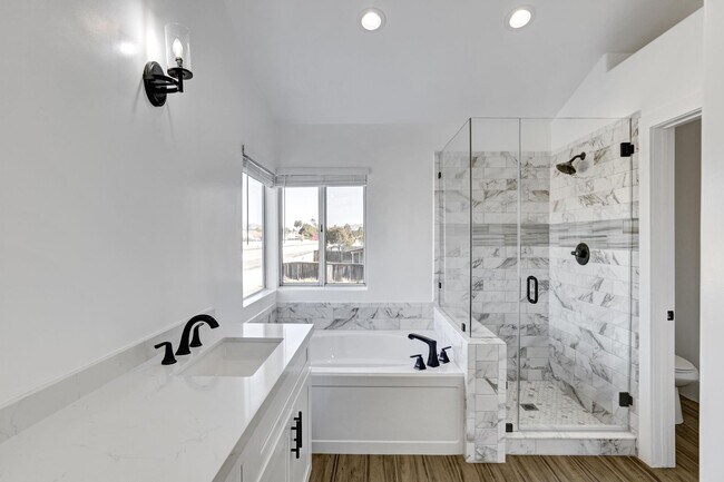 Building Photo - Beautiful 4-Bed, 2.5-Bath Home in Moreno Valley Ranch