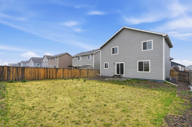 Building Photo - $2,240.95, 3 bed, 2.5 bath located in Colorado Springs with a large backyard.