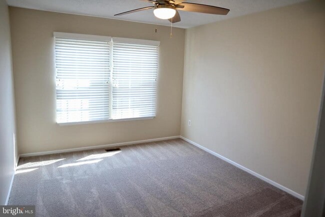 Building Photo - 19 Ohara Ct