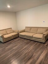 Building Photo - 780 Rosewood Dr