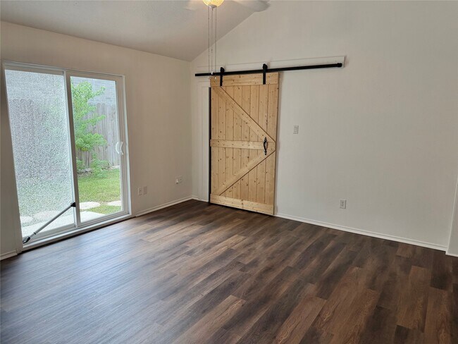 Building Photo - 7331 Burkridge Dr