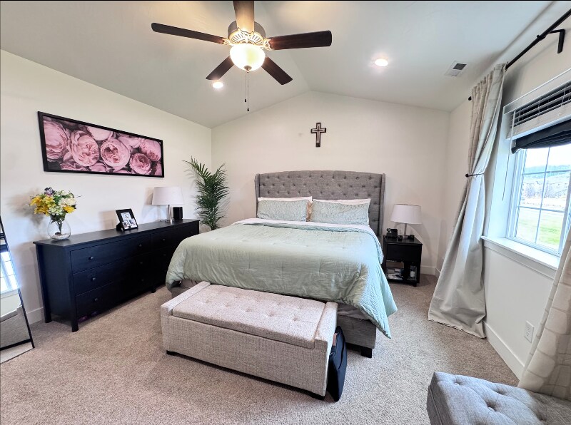 Building Photo - 7571 N Cottage Ln