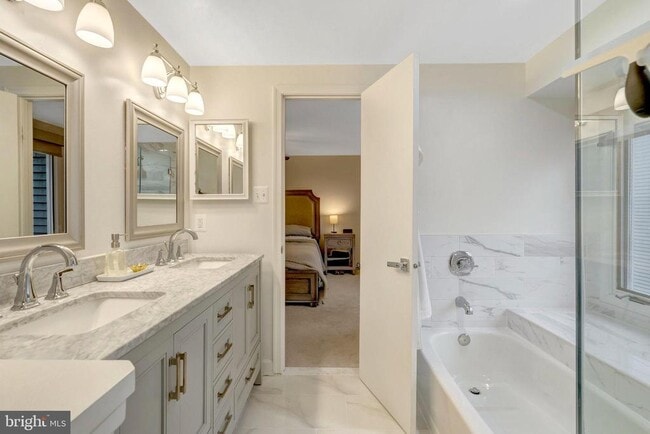 Building Photo - 12552 Garland Tree Ct