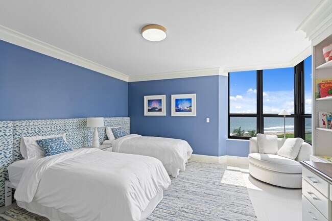 Building Photo - 3120 S Ocean Blvd