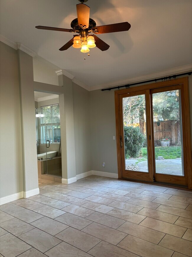 Building Photo - 3547 Marsh Point Dr