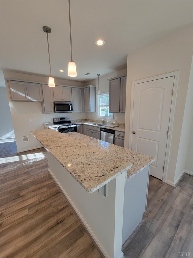 Building Photo - 1035 Old Trl Rd