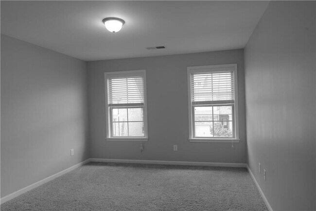 Building Photo - 5555 Bright Cross Wy