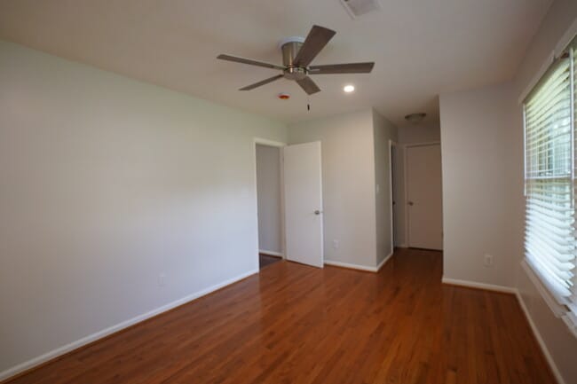 Building Photo - 505 Westchester Dr