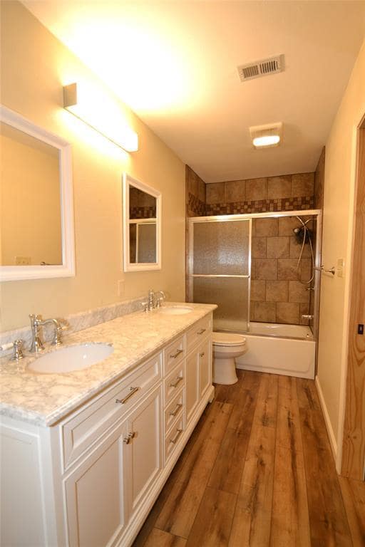 Building Photo - 8833 Tallwood Dr