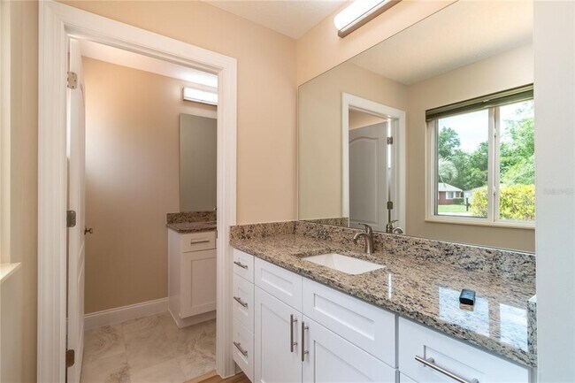 Building Photo - 10886 SW 90th Terrace