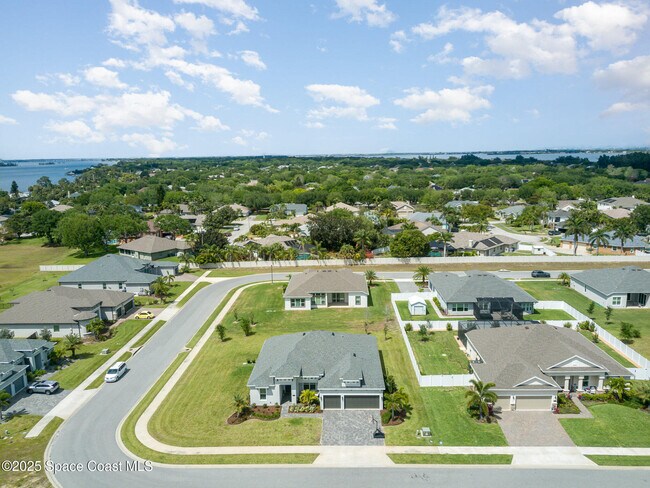 Building Photo - 1140 Aranceto Cir