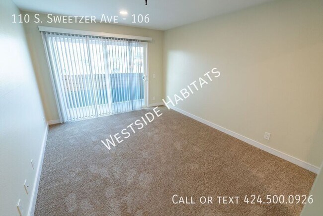 Building Photo - 110 Sweetzer Ave
