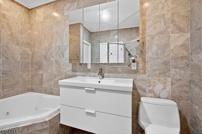 Building Photo - 159 Palisade Ave