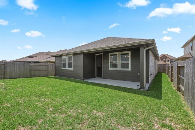 Building Photo - 2302 Sweet Bay Dr
