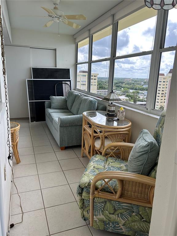 Building Photo - 4775 Cove Cir