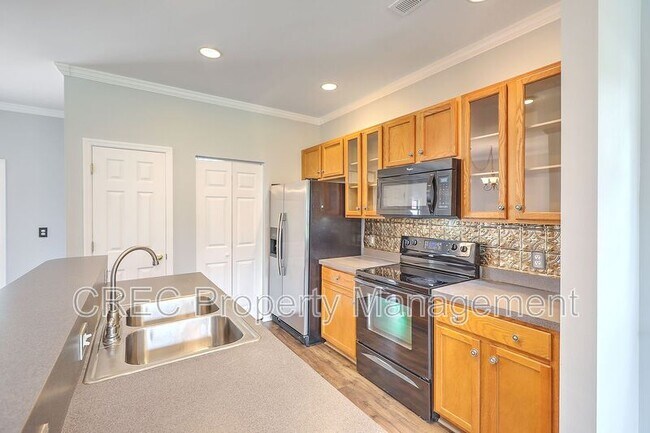 Building Photo - 8983 Planters Row Ln