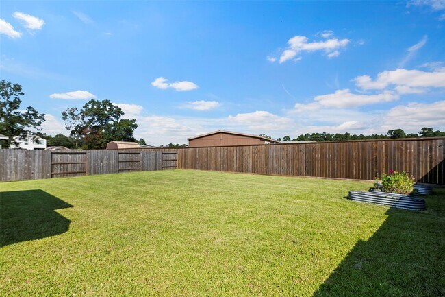 Building Photo - 428 Shoreview Dr