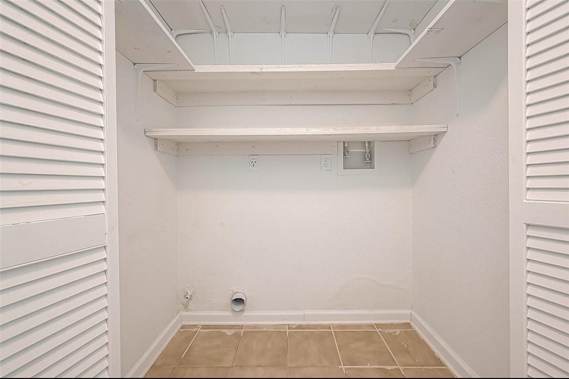Building Photo - 12423 Tambourine Dr