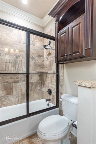 Building Photo - 1013 Green Wood Cir