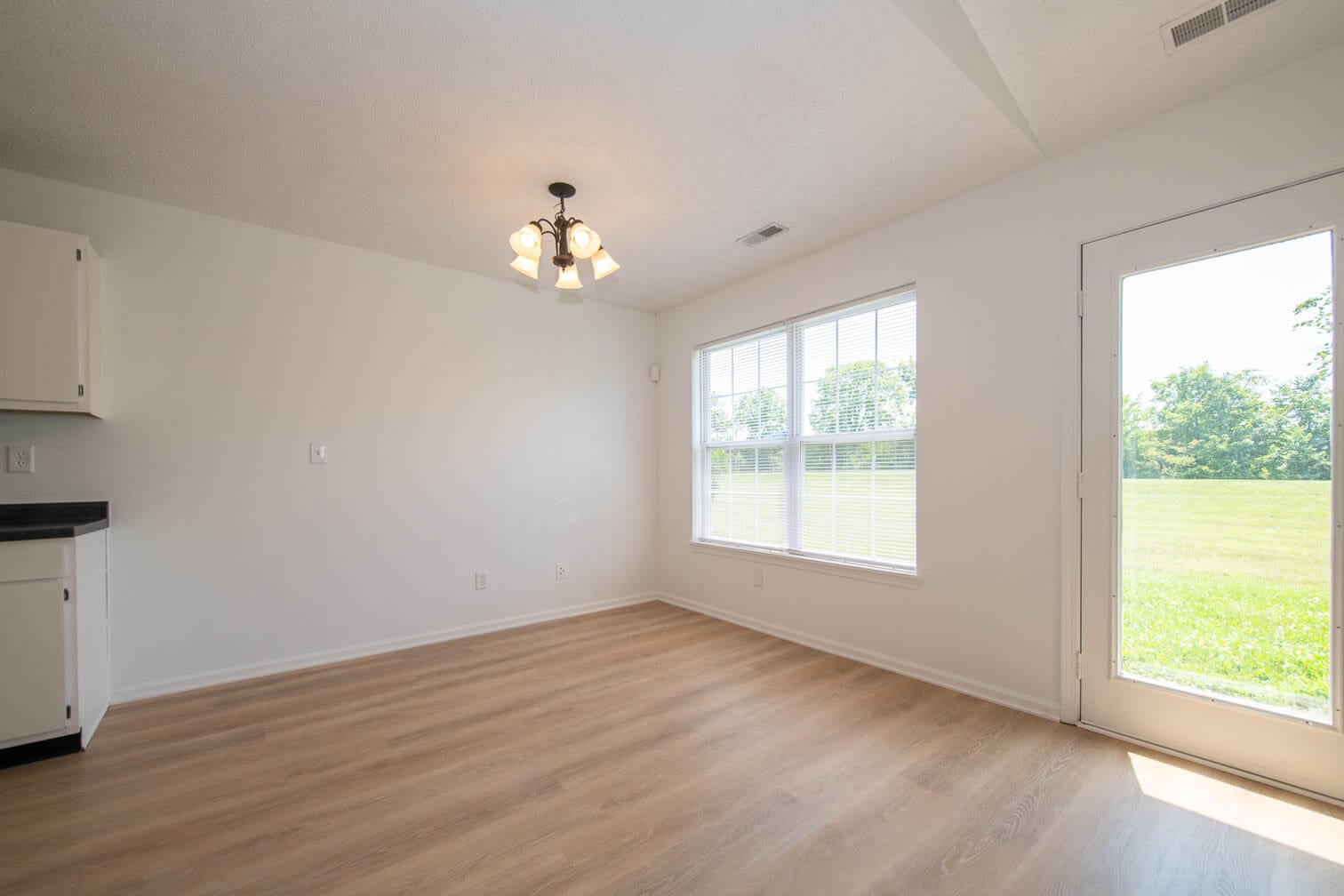 Building Photo - 9661 Trail Dr