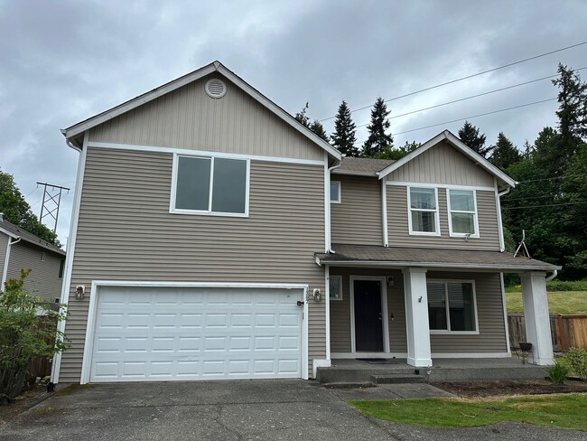 Primary Photo - A charming 3 beds 2.5 bath house in Bothell!