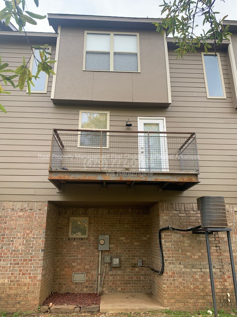 Building Photo - 1866 N Scull Creek Dr
