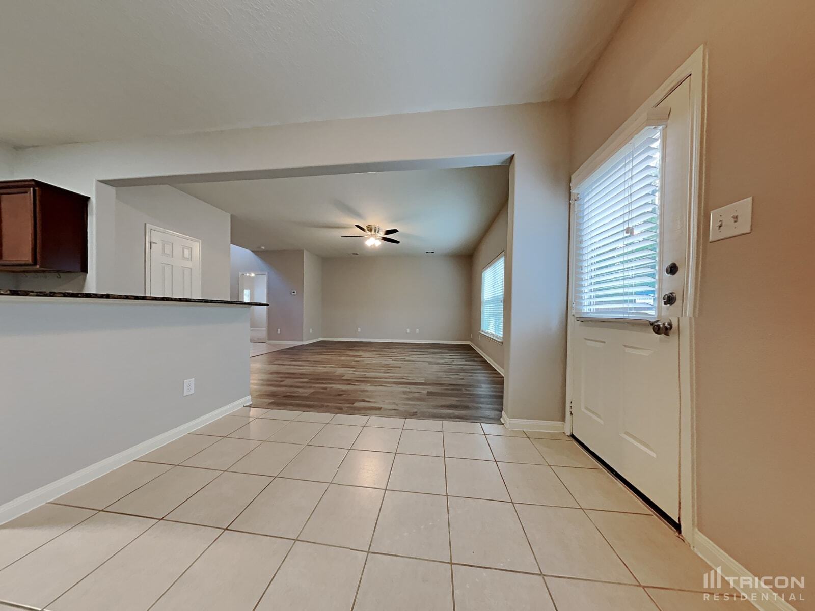 Building Photo - 30906 Sweetwater Cir