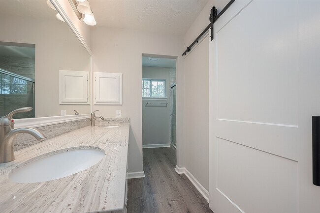 Building Photo - 3103 Hartcliff Cir