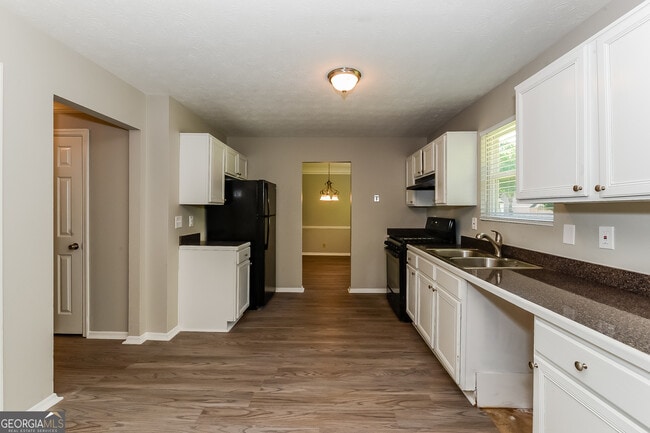 Building Photo - 2457 Northmill Ln