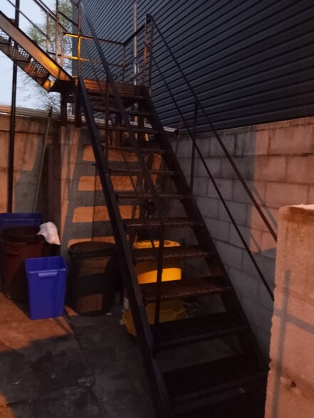 Building Photo - 1442 Wharton St