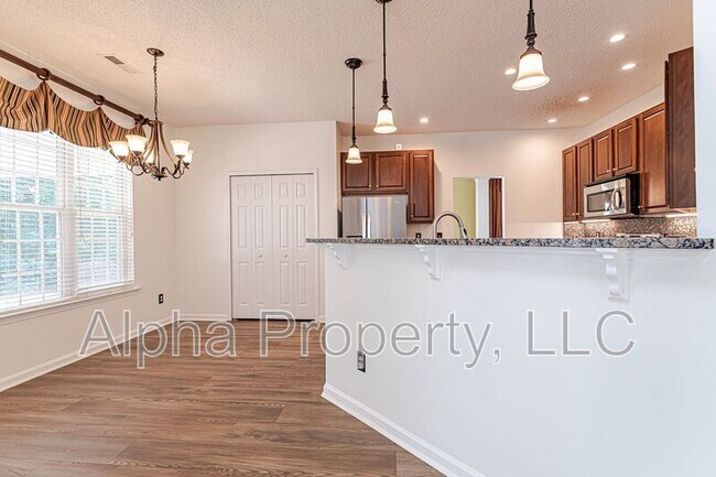 Building Photo - 317 Edenberry Way