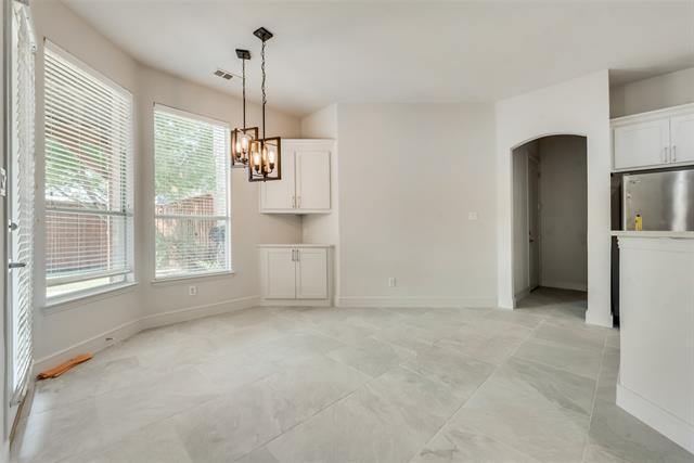Building Photo - 4867 Corinthian Bay Dr