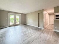 Building Photo - 500 N Crow Rd