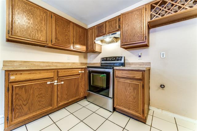 Building Photo - 6717 Driffield Cir W