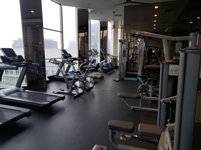 Building Photo - 535 N Michigan Ave