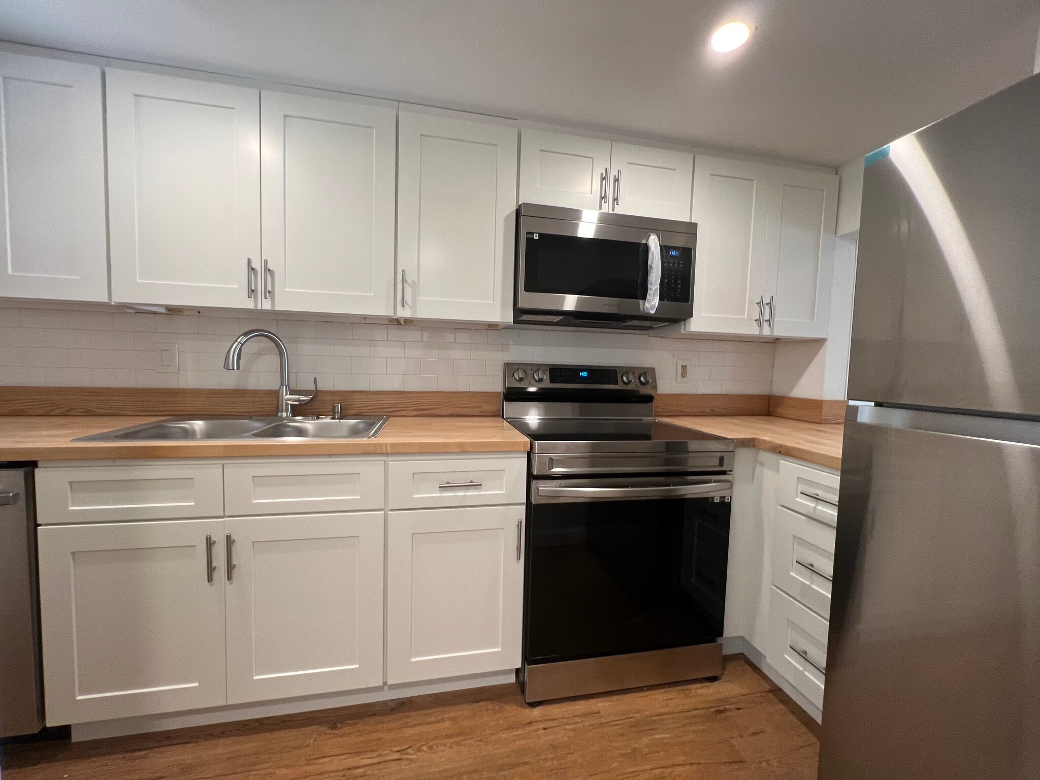 Building Photo - 701 SW 75th St