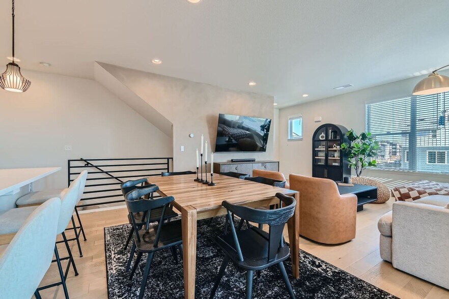 Building Photo - 2092 Alcott Way