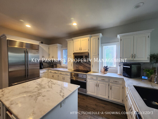 Building Photo - 5812 N Ames-